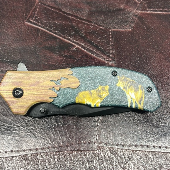 Other - New Wolf Knife with wood grain handle with Free mini knife